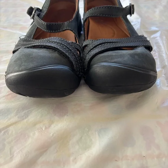 Keen Presidio Cross Strap leather slip on Sandals navy blue. SZ 9 Worn 2X - Picture 5 of 11